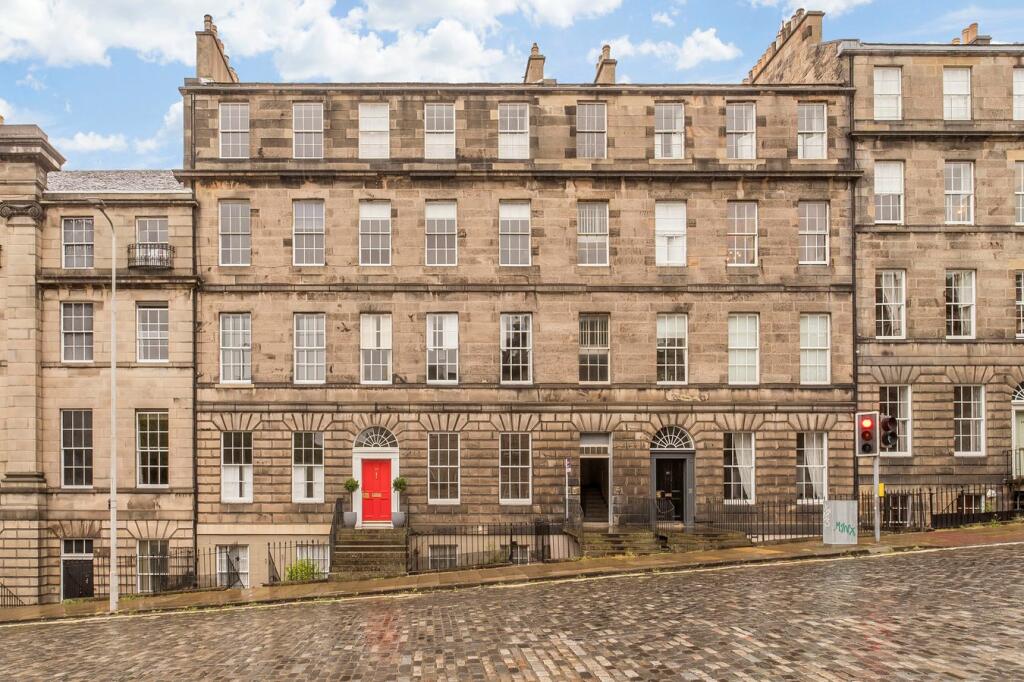 2 bedroom flat for sale in Howe Street, Edinburgh, EH3