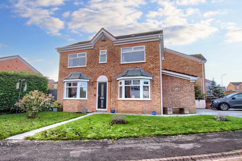 4 bedroom detached house for sale in Brendon Grove, Ingleby Barwick, TS17