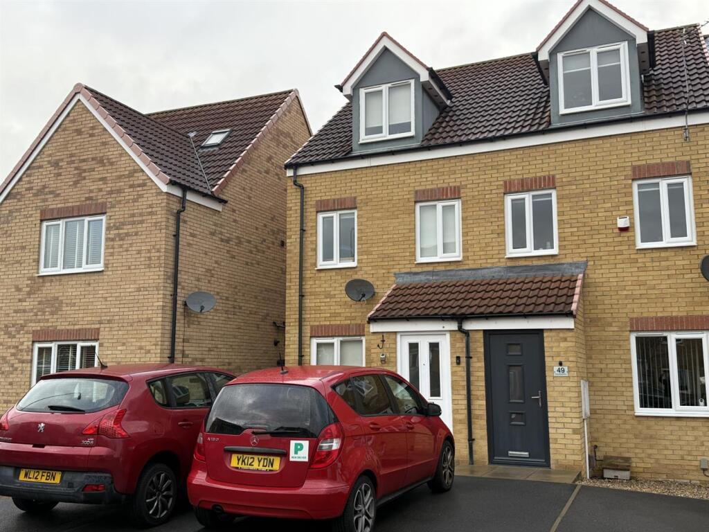 Main image of property: Greensforge Drive, Ingleby Barwick