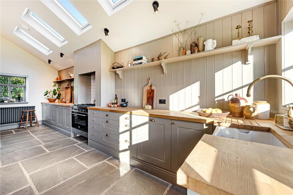 4 bedroom semidetached house for sale in Yealand Road, Yealand Conyers