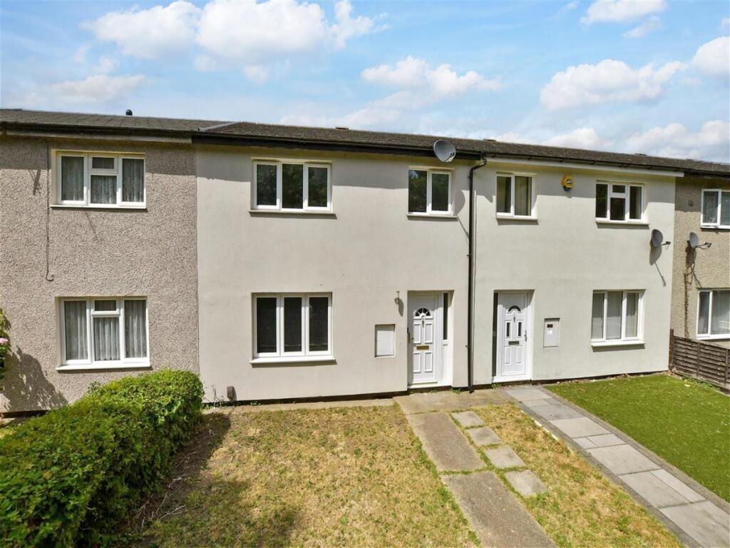 Main image of property: Glenmere Basildon SS16