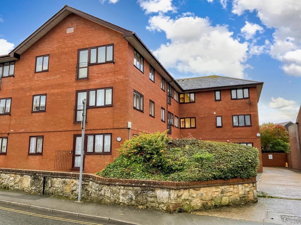 Main image of property: New Street Newport PO30