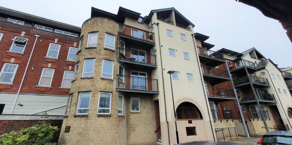 Main image of property: Southampton, SO14