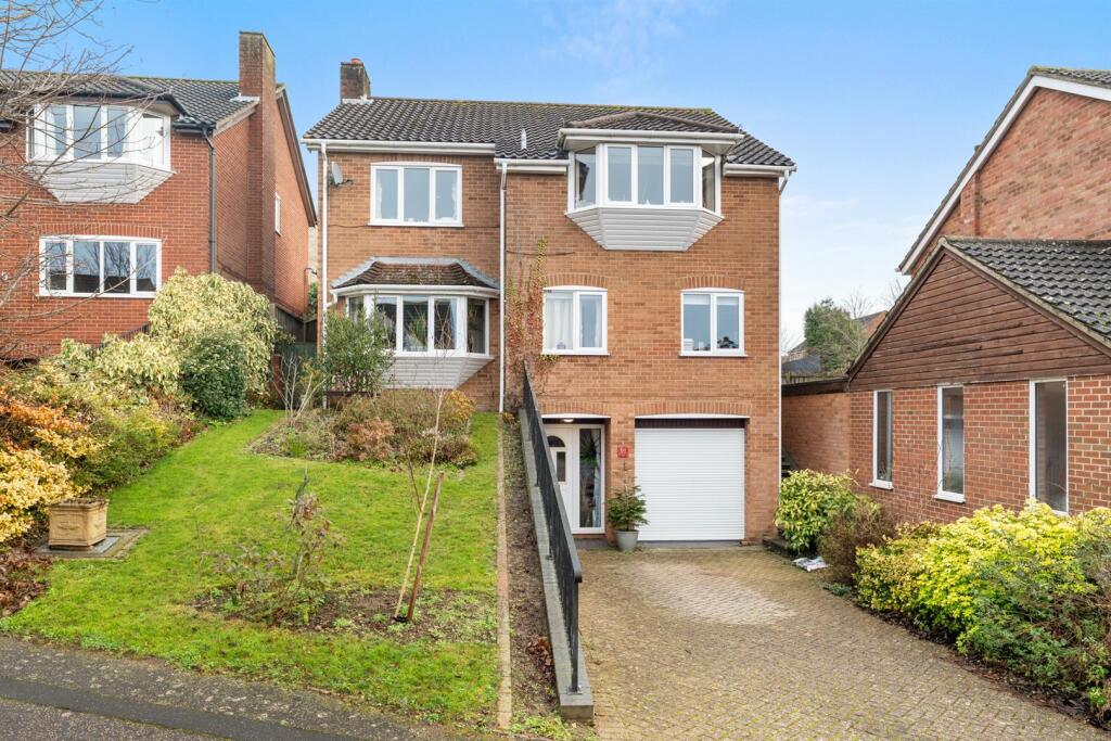 Main image of property: Chestnut Hill, Eaton, Norwich, NR4