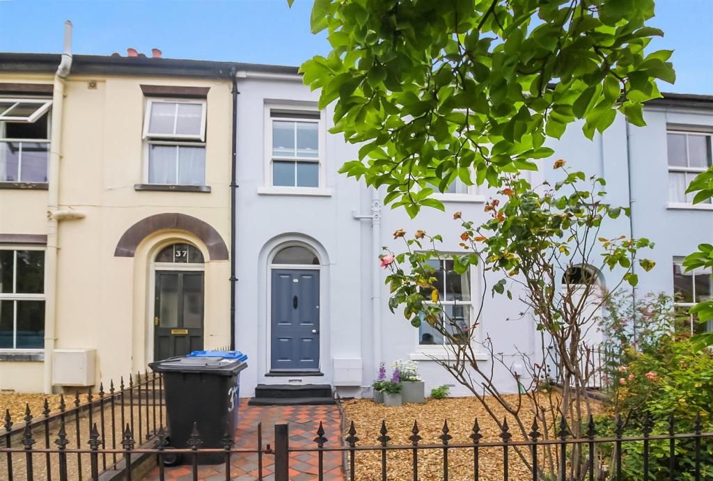 3 bedroom terraced house for sale in St. Philips Road, Norwich, NR2