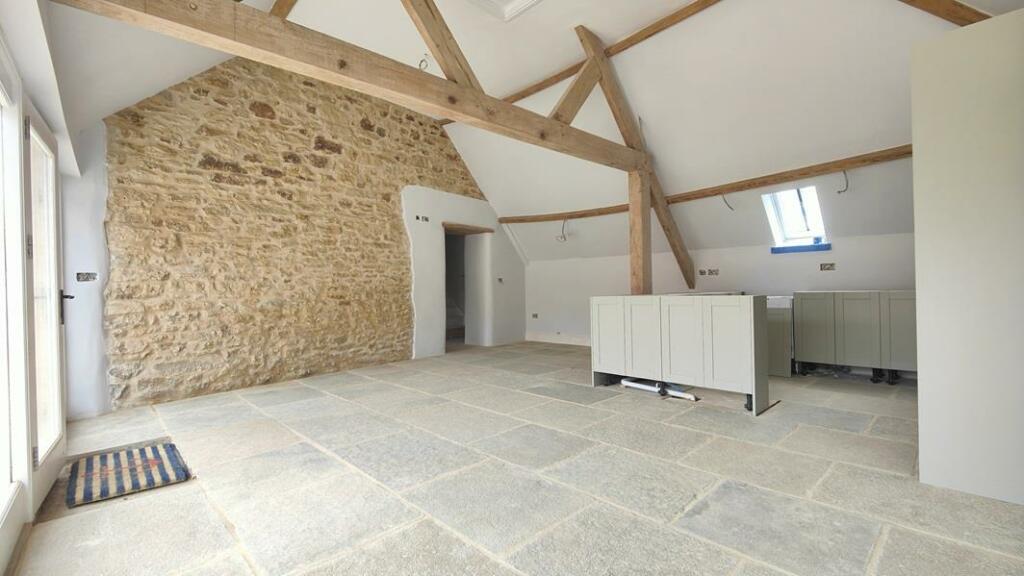 2 bedroom end of terrace house for sale in Barns at The Folly, Nether