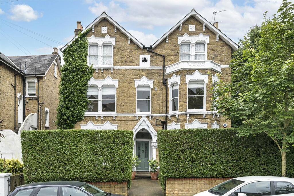 2 bedroom apartment for sale in Tressillian Road, Brockley, SE4