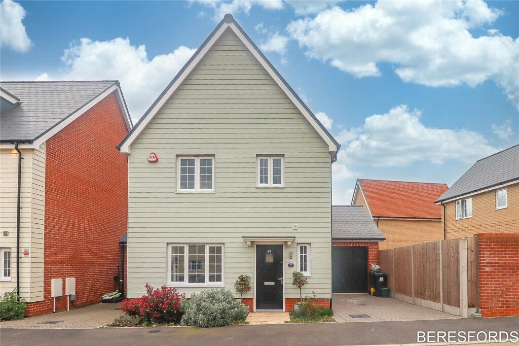 3 bedroom detached house for sale in Flemming Way, Witham, CM8