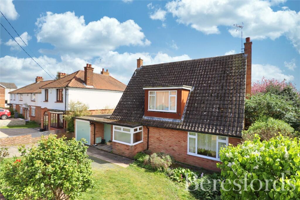 3 bedroom detached house for sale in Chalks Road, Witham, CM8