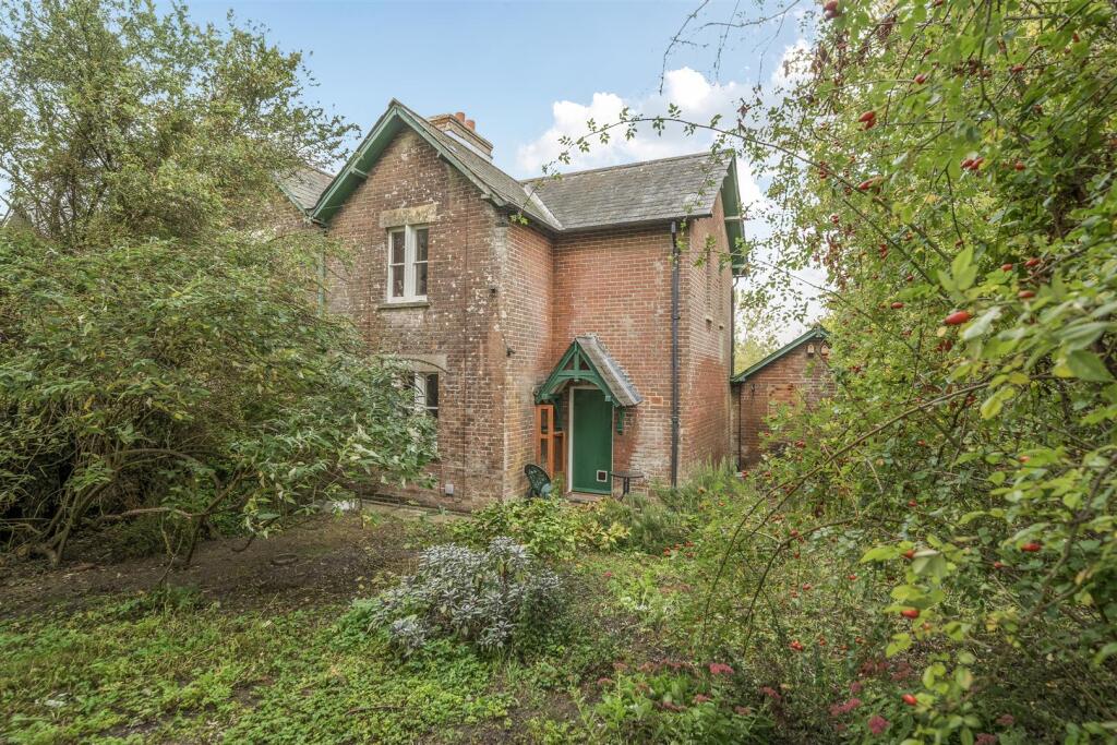 Main image of property: Faulstone Lane, Bishopstone