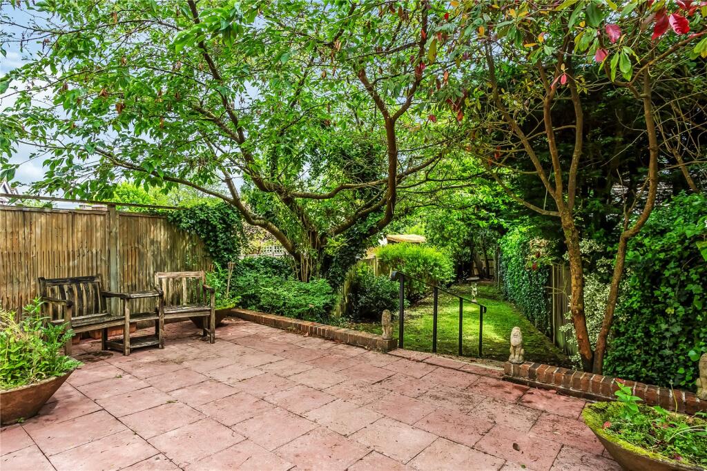 Additional property image - Slines Oak Road, Woldingham, Surrey, CR3