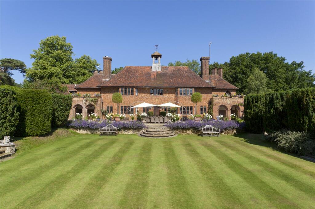 Main image of property: Ballards Lane, Limpsfield, Oxted, Surrey, RH8