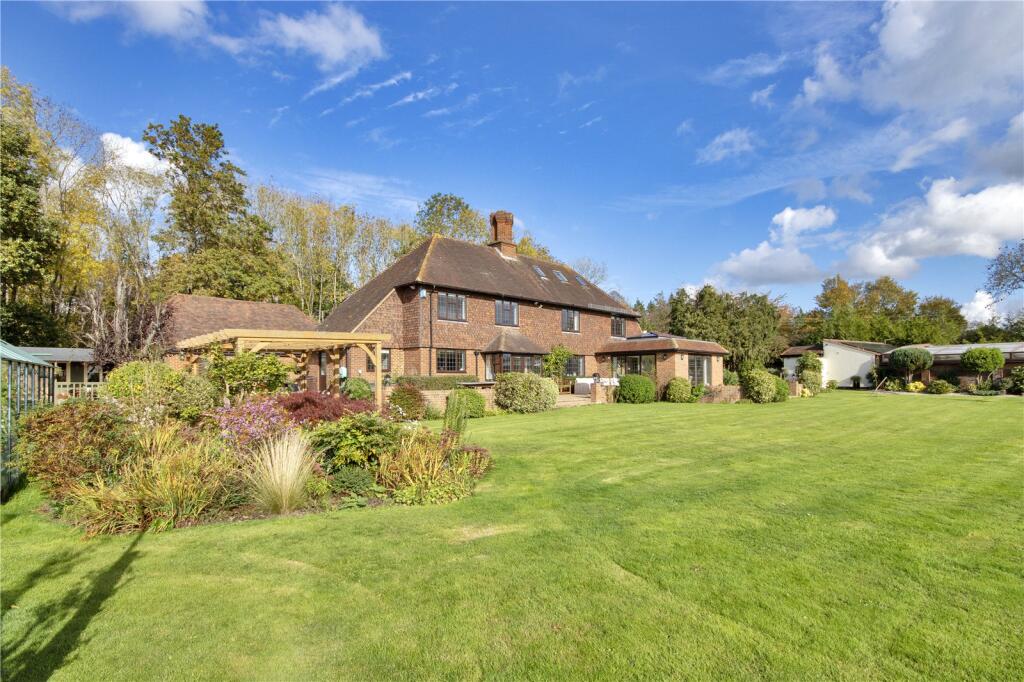 Main image of property: East Street, Hunton, Maidstone, Kent, ME15