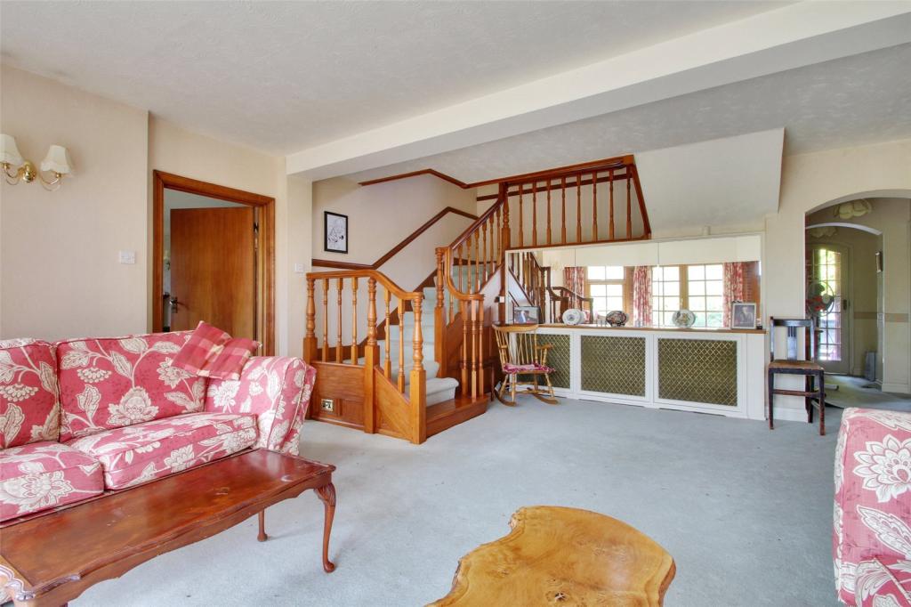 5 bedroom detached house for sale in Three Gates Road, Fawkham