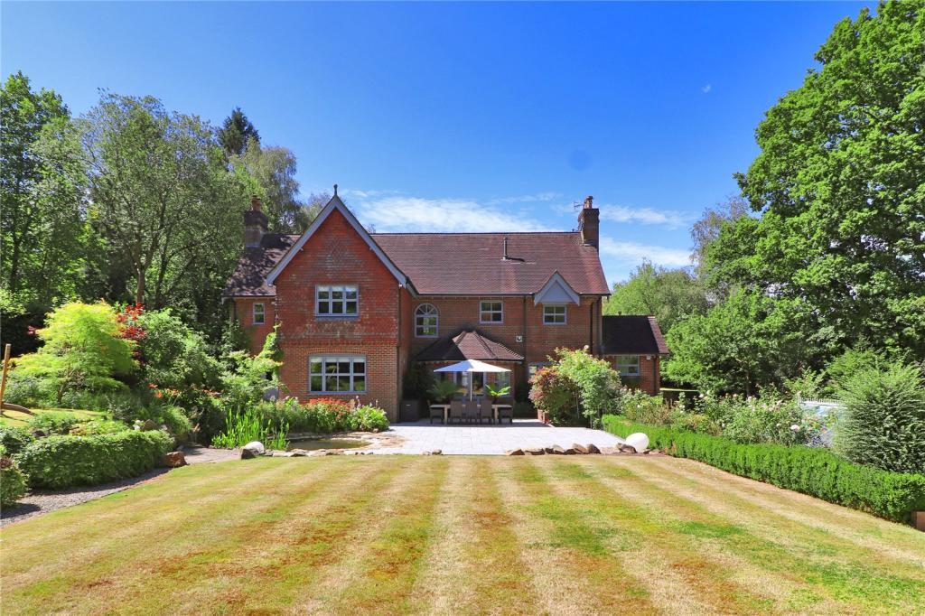 5 bedroom detached house for sale in Rystwood Road, Forest Row, East