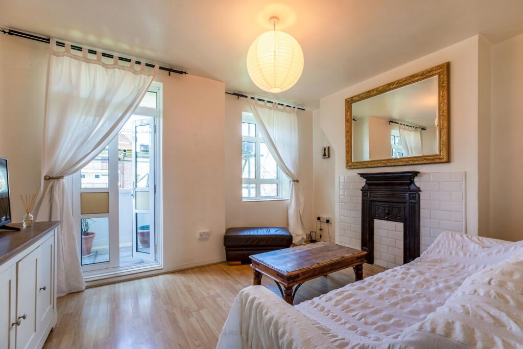 Main image of property: Elmington Estate London SE5