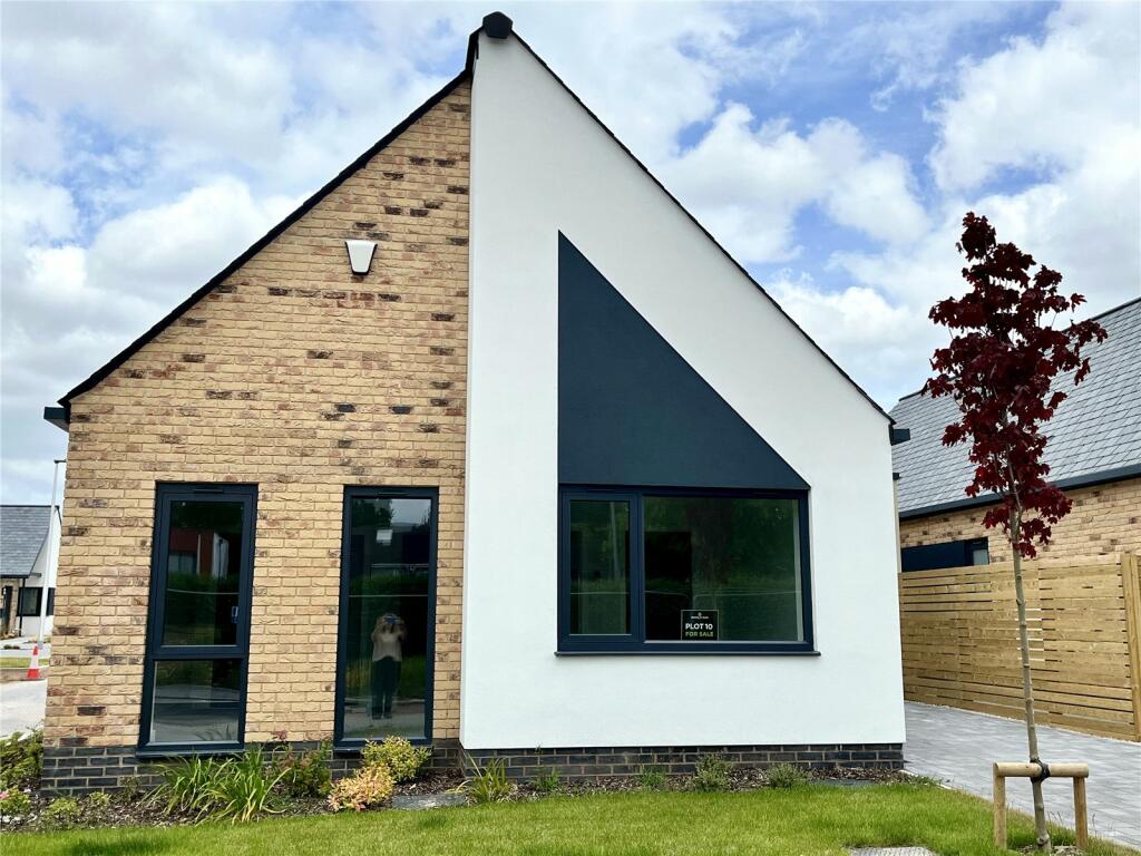 2 bedroom bungalow for sale in The Hartwell, Berkeley Park, Topsham