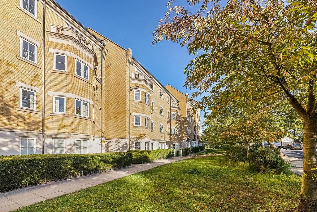 Main image of property: Peckham Road, London