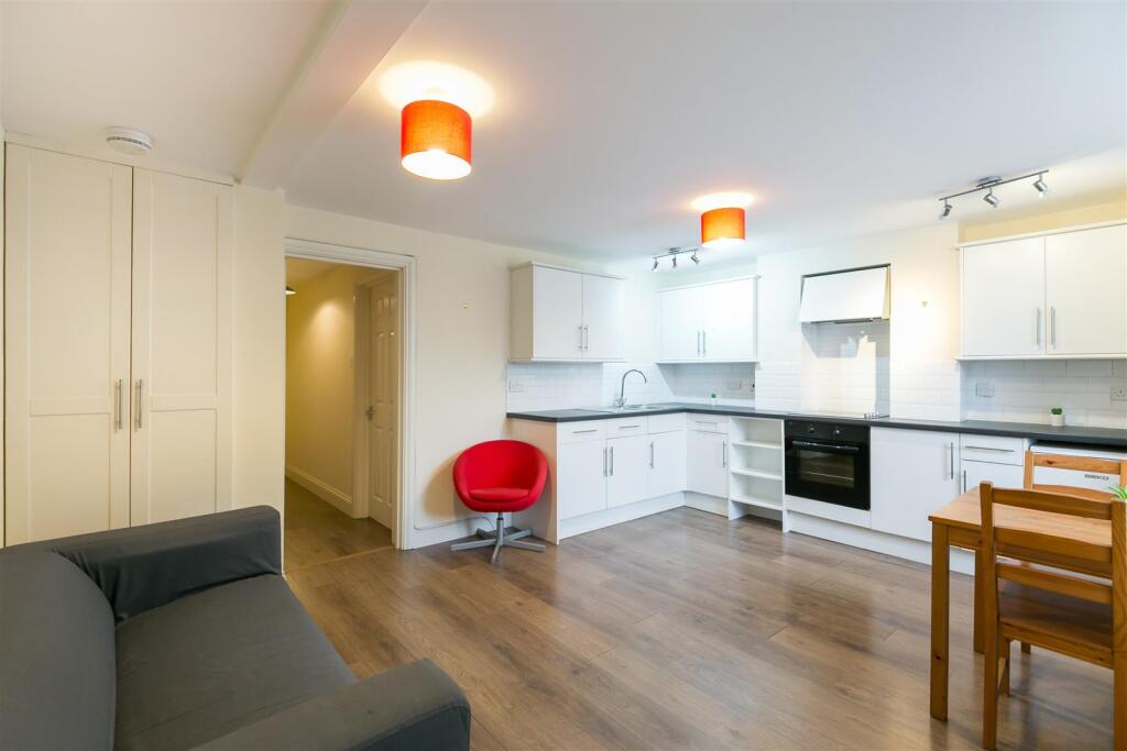 Main image of property: Chadwick Road, Peckham
