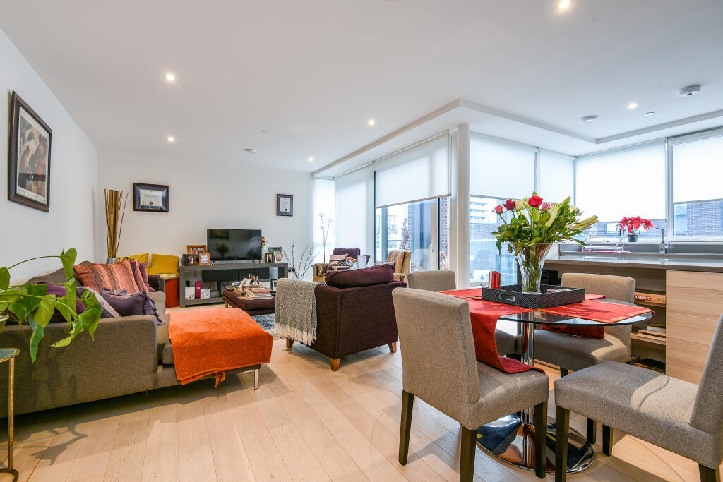 Main image of property: The Roper, 48 Reminder Lane, Lower Riverside, Greenwich Peninsula, SE10