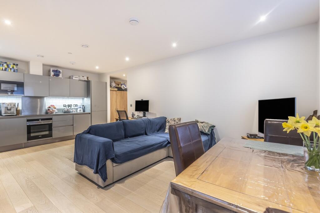 Main image of property: The Roper, 48 Reminder Lane, Lower Riverside, Greenwich Peninsula, SE10