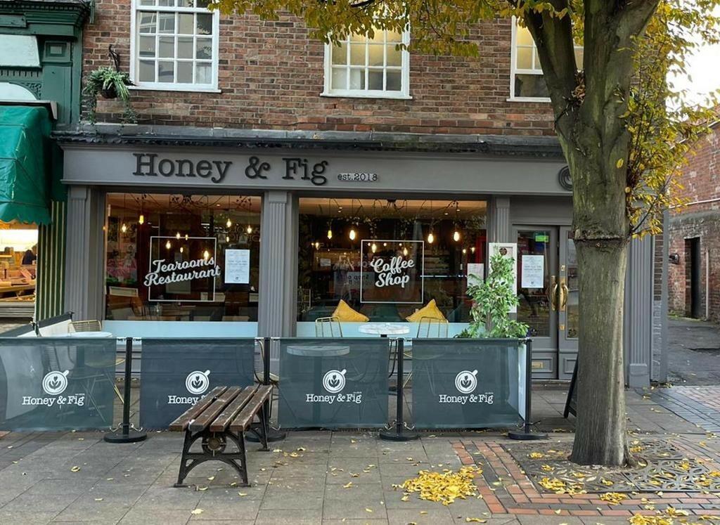 Main image of property: Leasehold Coffee Shop[, Carolgate, Retford, Nottinghamshire, DN22 6BZ