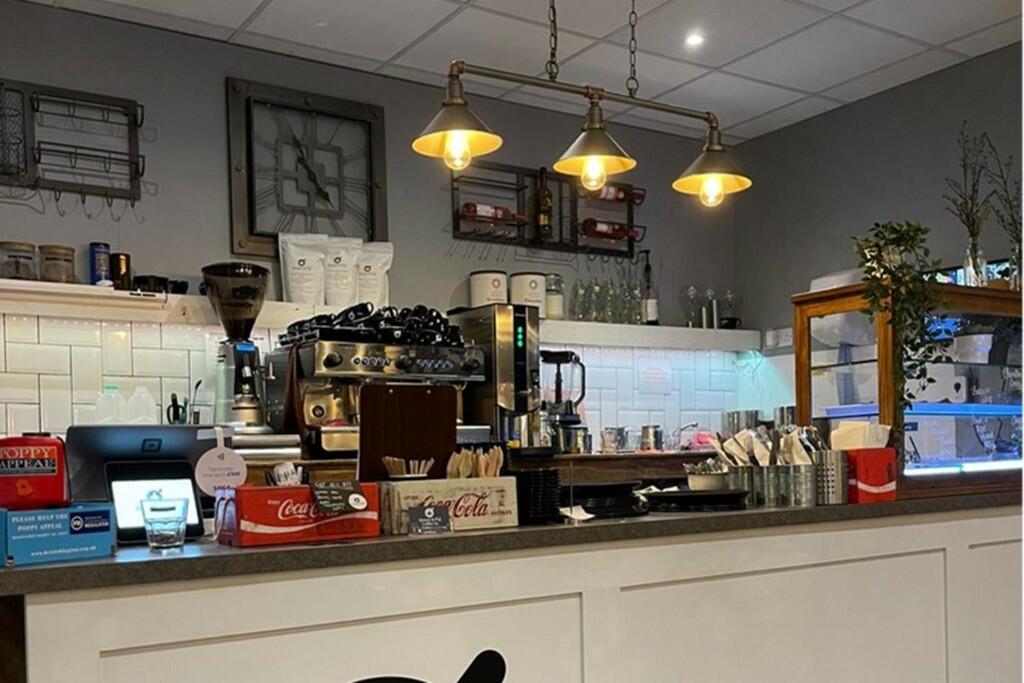 Cafe for sale in Leasehold Coffee Shop[, Carolgate, Retford
