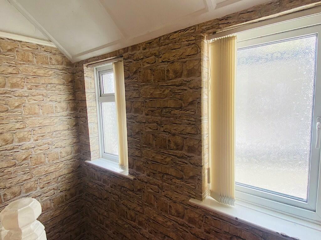 Commercial property for sale in Freehold Commercial Property, Sutton