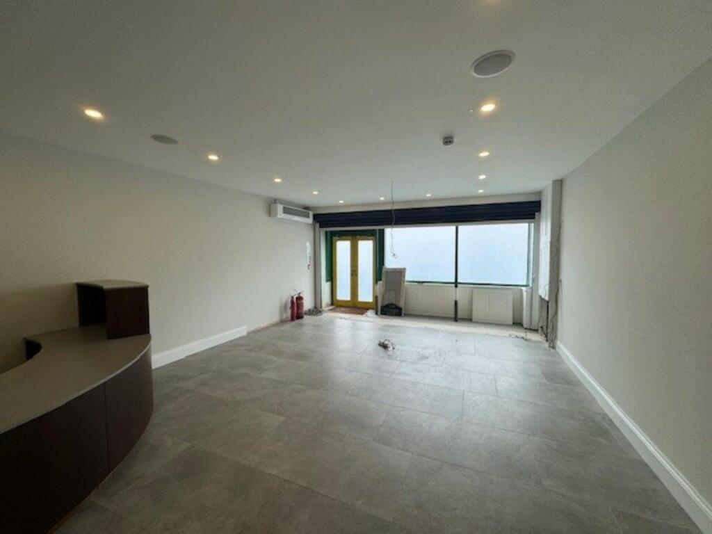 Additional property image - Commercial Property For Rent, Warwick Road, CV35 9ND