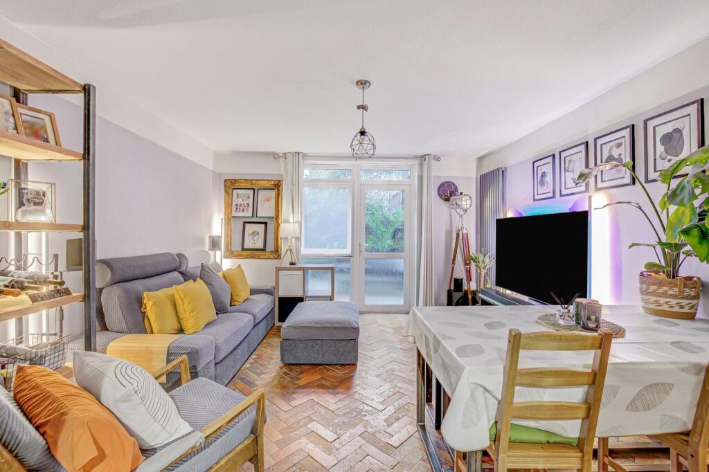 Main image of property: Fawcett Close, London, SW11