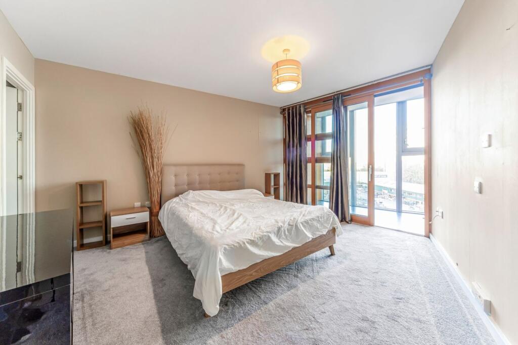 Main image of property: Lombard Road, London, SW11