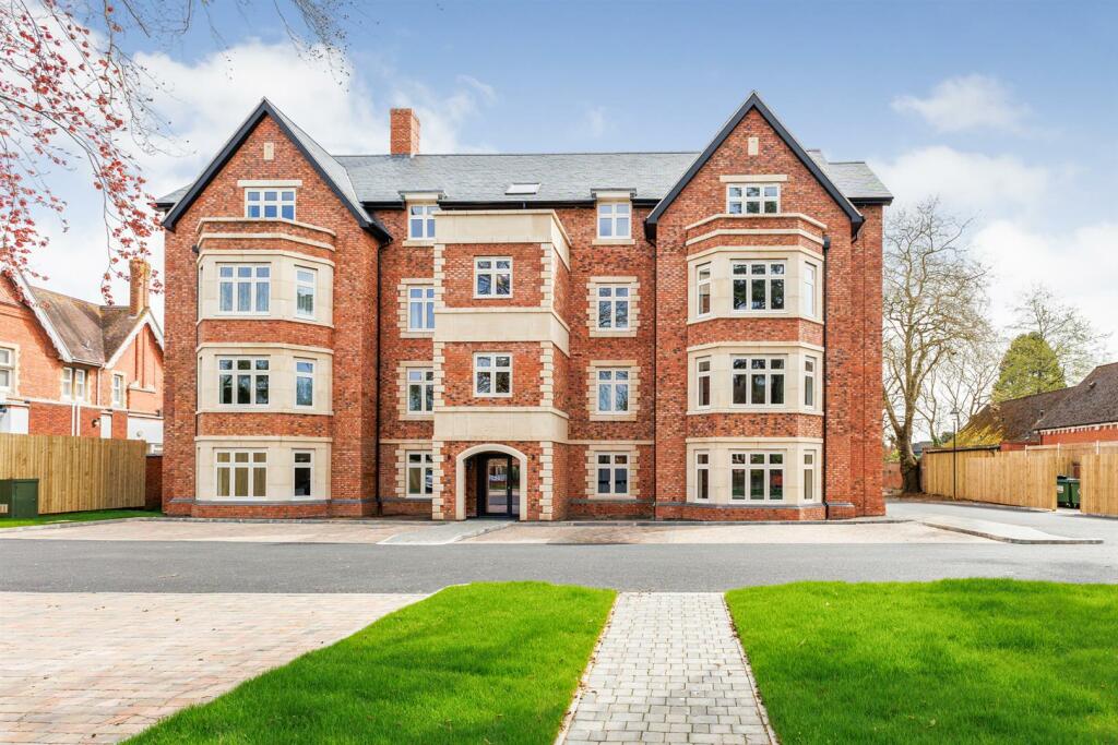 2 bedroom apartment for sale in Apt 1 Rodborough House, Warwick Road, Coventry, CV3