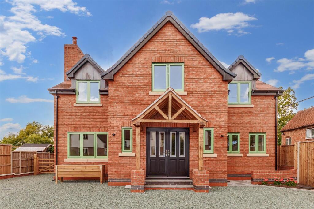 Main image of property: Devlin House, Main street, Eathorpe, Leamington Spa