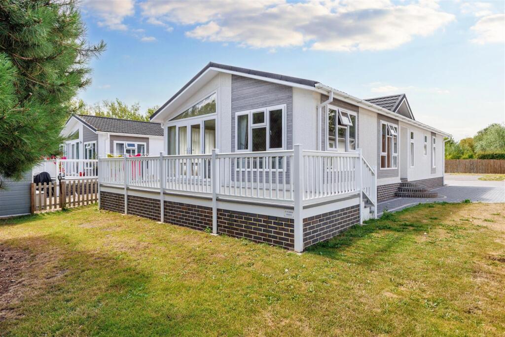 Main image of property: Willow Park, Station Road Salford Priors