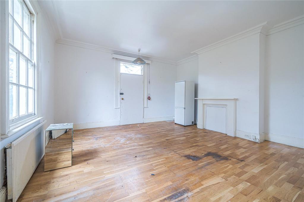 Detached house for sale in Wagon Road, Hadley Wood, Hertfordshire, EN5