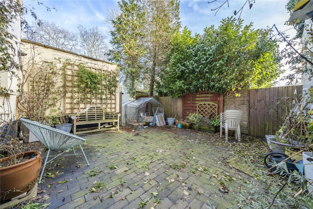 Detached house for sale in Wagon Road, Hadley Wood, Hertfordshire, EN5