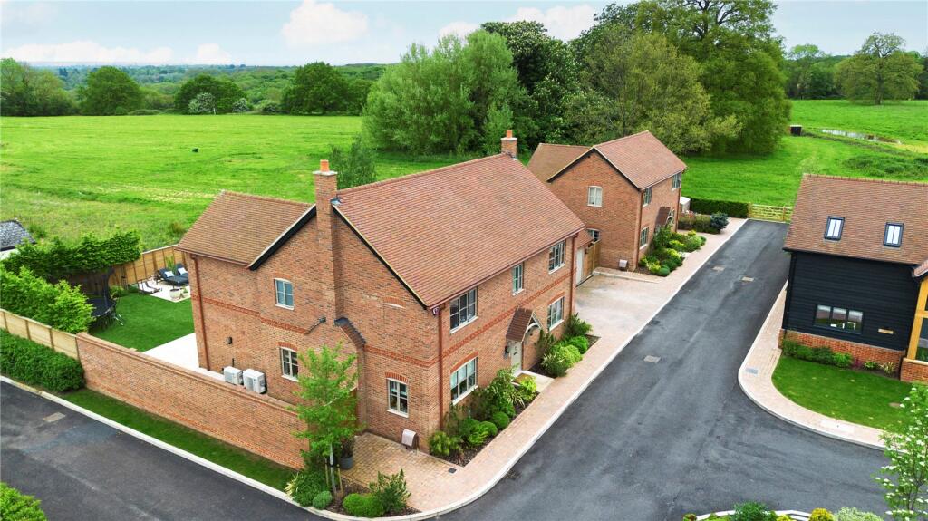 Main image of property: Northaw House, Coopers Lane, Northaw, Hertfordshire, EN6