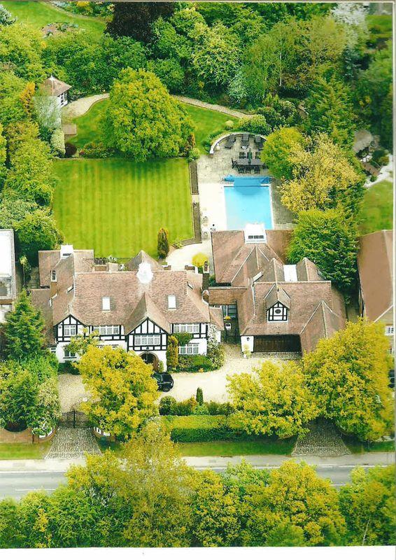 5 bedroom detached house for sale in Cannons, The Ridgeway, Cuffley