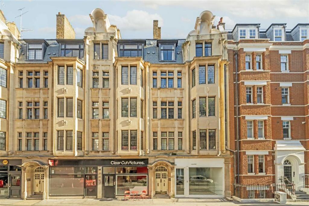Main image of property: Newman Street, Fitzrovia & Covent Garden