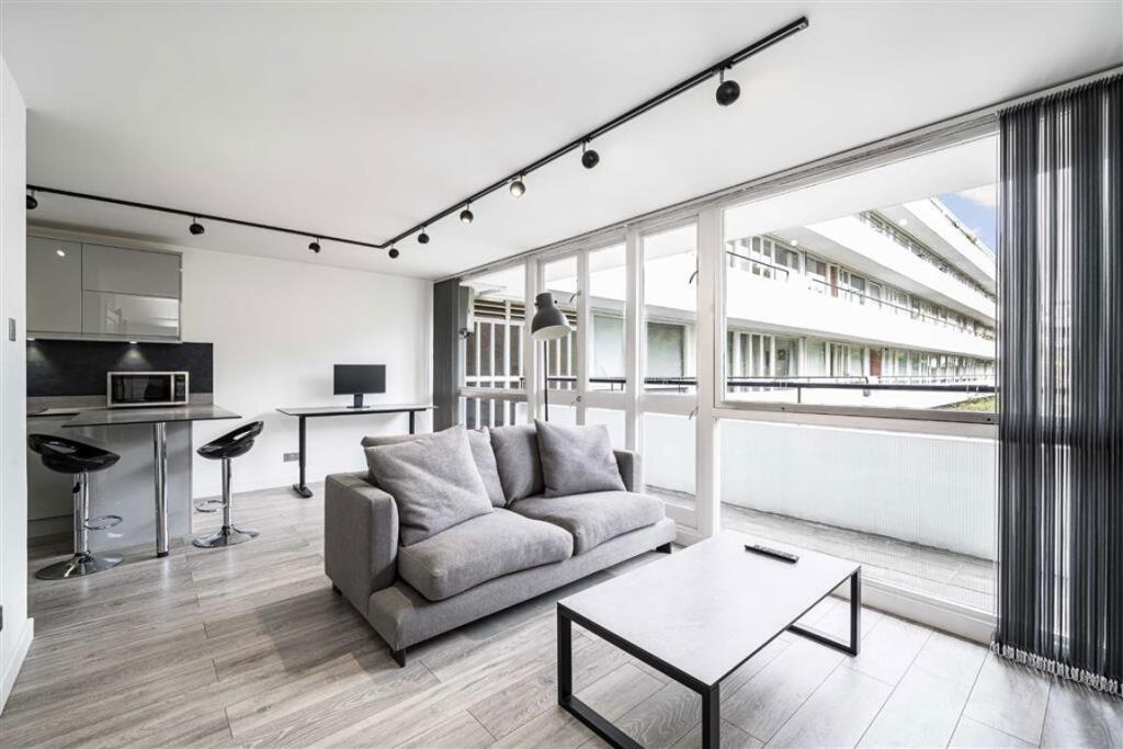 Main image of property: Clipstone Street, Fitzrovia & Covent Garden