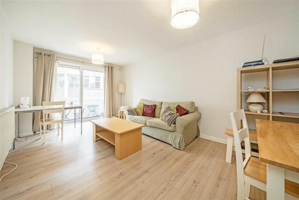 1 bedroom flat for rent in Gresse Street, Fitzrovia & Covent Garden, W1T