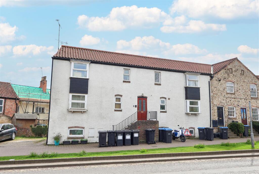 Main image of property: Somerset Row, Ripon