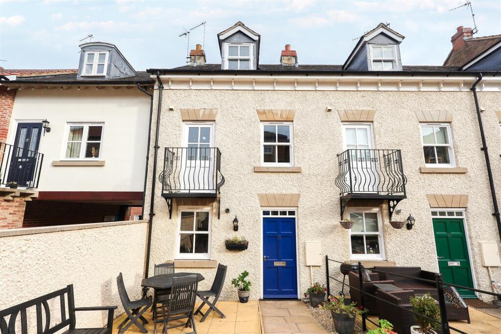 Main image of property: Florentines Court, Allhallowgate, Ripon