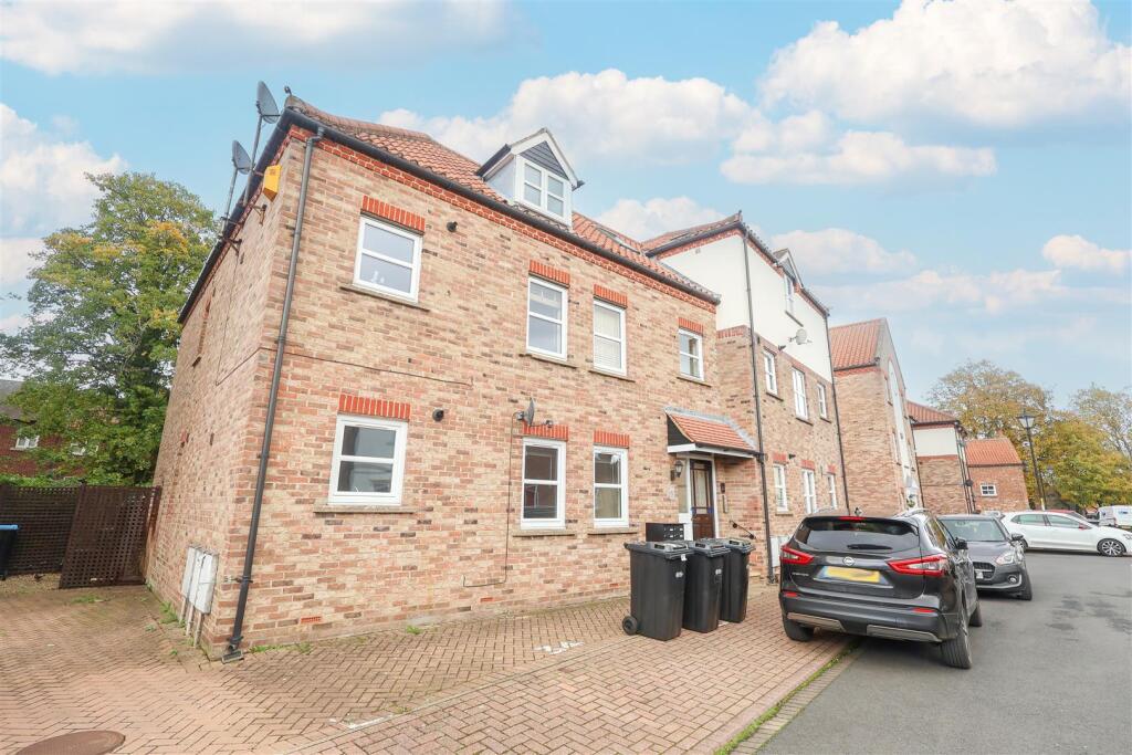 Main image of property: Waterside, Ripon