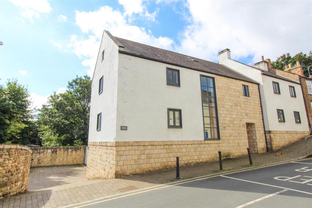 Main image of property: Allhallowgate, Ripon