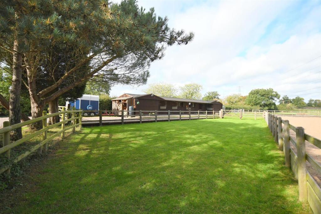 4 bedroom character property for sale in Cross Roads Farm, Newborough