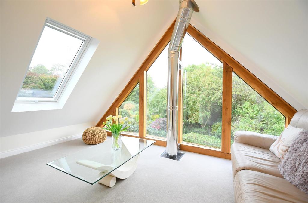 4 bedroom character property for sale in Cross Roads Farm, Newborough