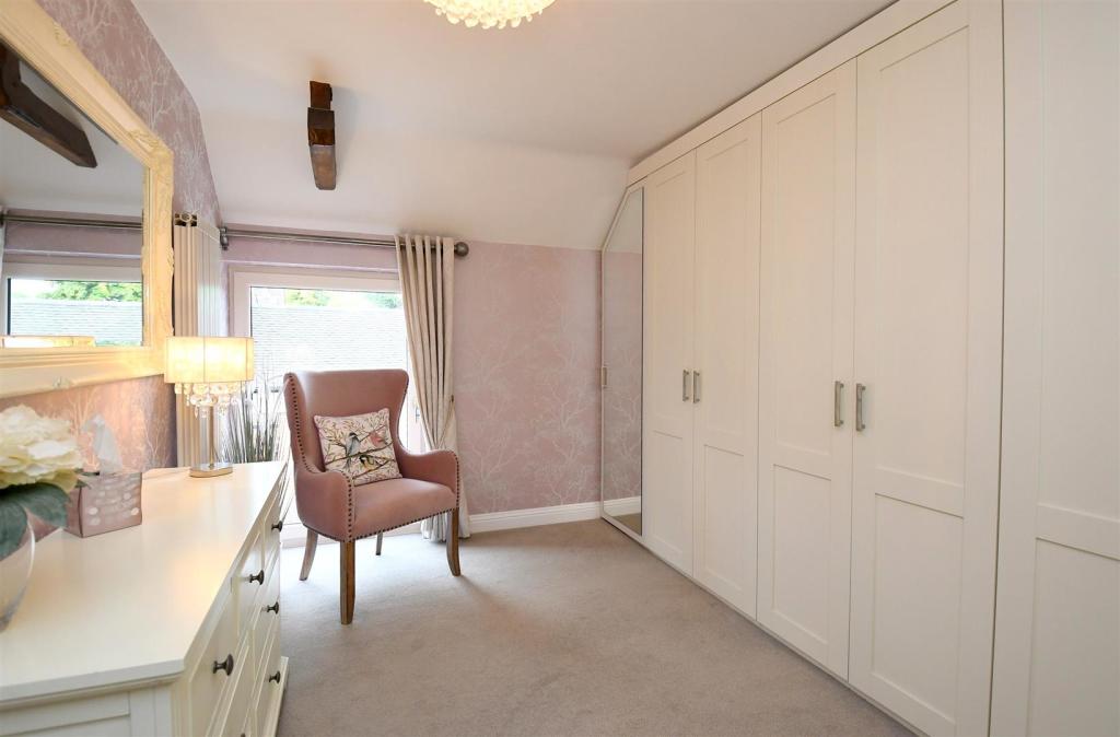 4 bedroom character property for sale in Cross Roads Farm, Newborough