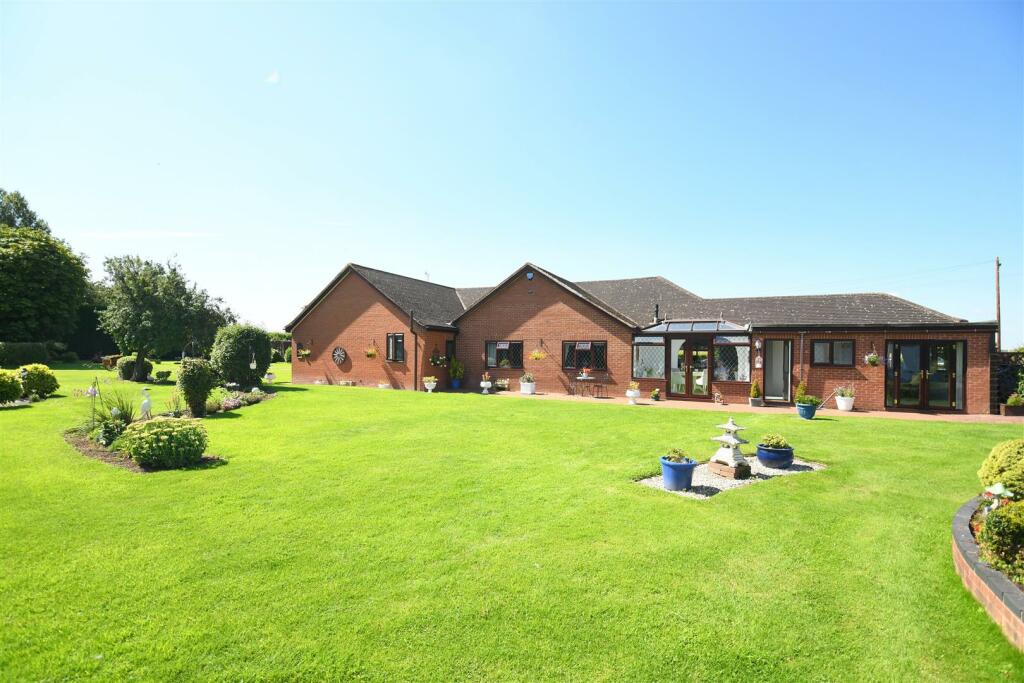 4 bedroom detached house for sale in Crabtrees, Mill Lane, Edingale, B79