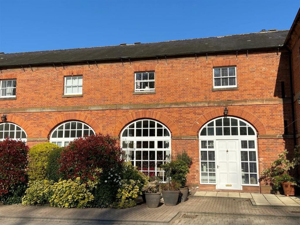 3 bedroom mews property for sale in The Courtyard, Fisherwick Wood Lane